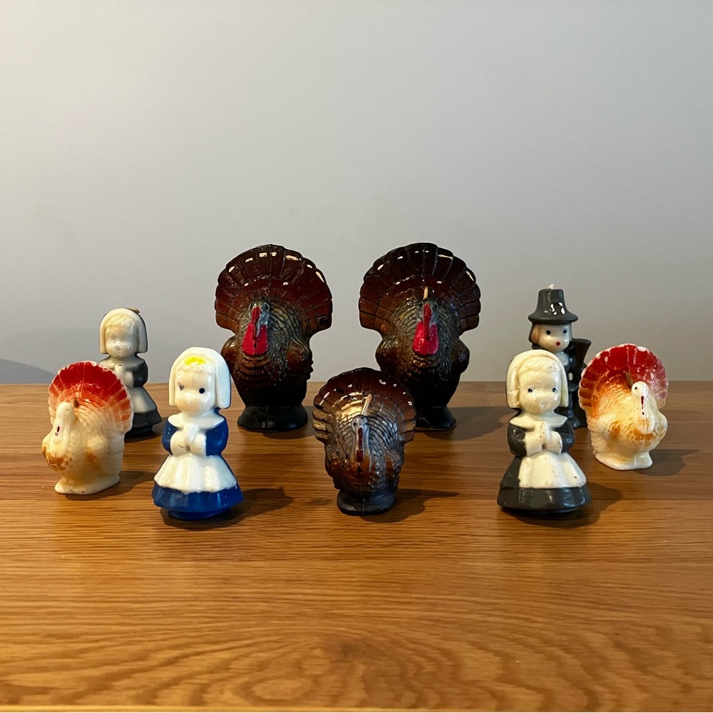 Vintage Festive Thanksgiving Candle Set with Turkeys and Pilgrims
